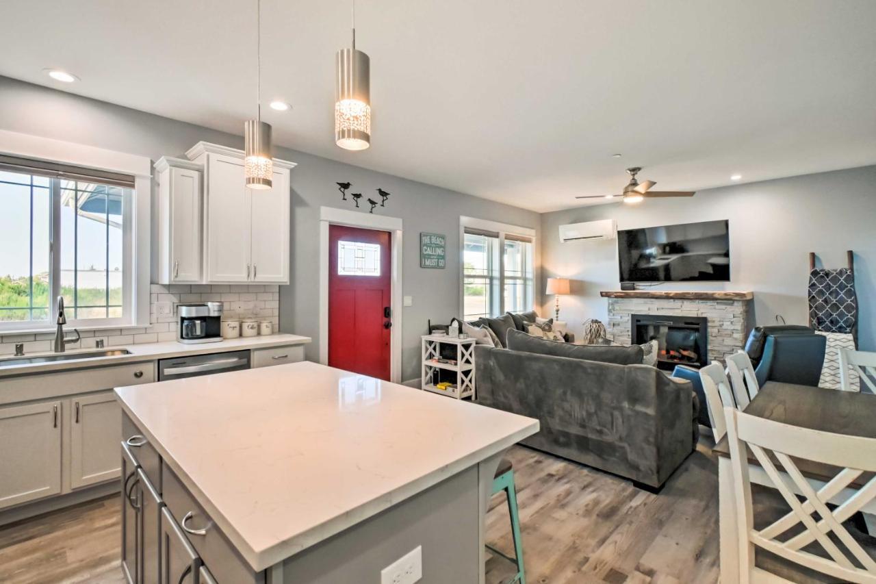 Ocean Shores Getaway With Fireplace And Hot Tub! Ngoại thất bức ảnh
