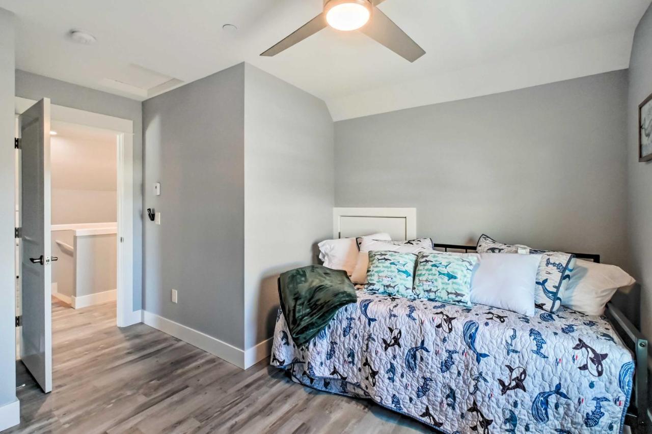 Ocean Shores Getaway With Fireplace And Hot Tub! Ngoại thất bức ảnh
